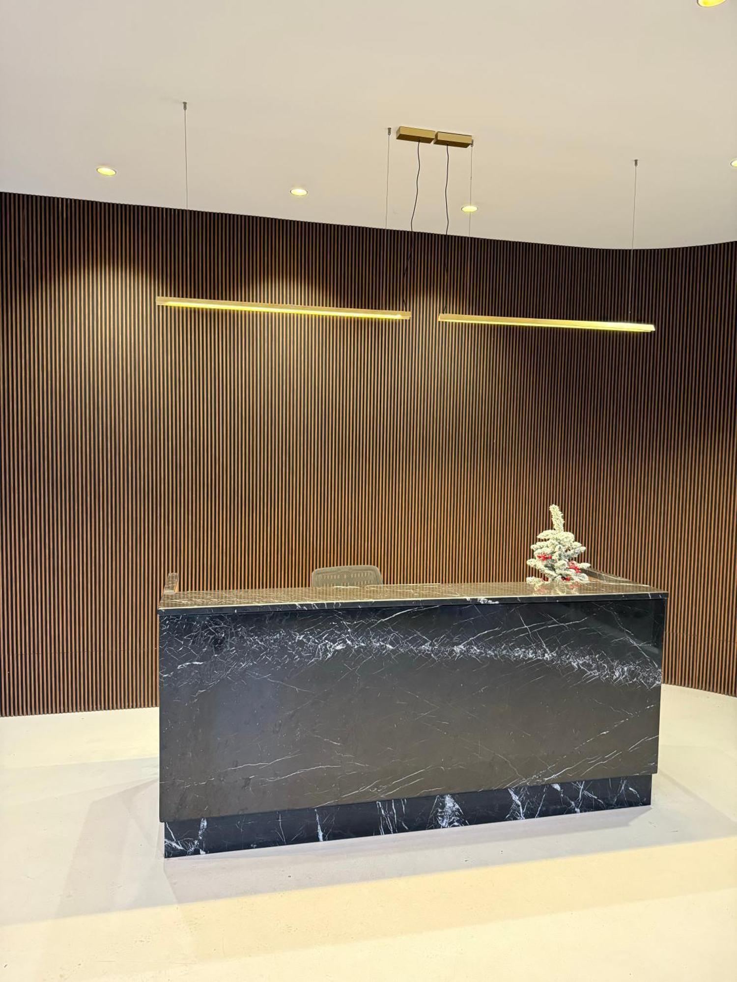 Tbilisi Hilton Apartment ภายนอก รูปภาพ