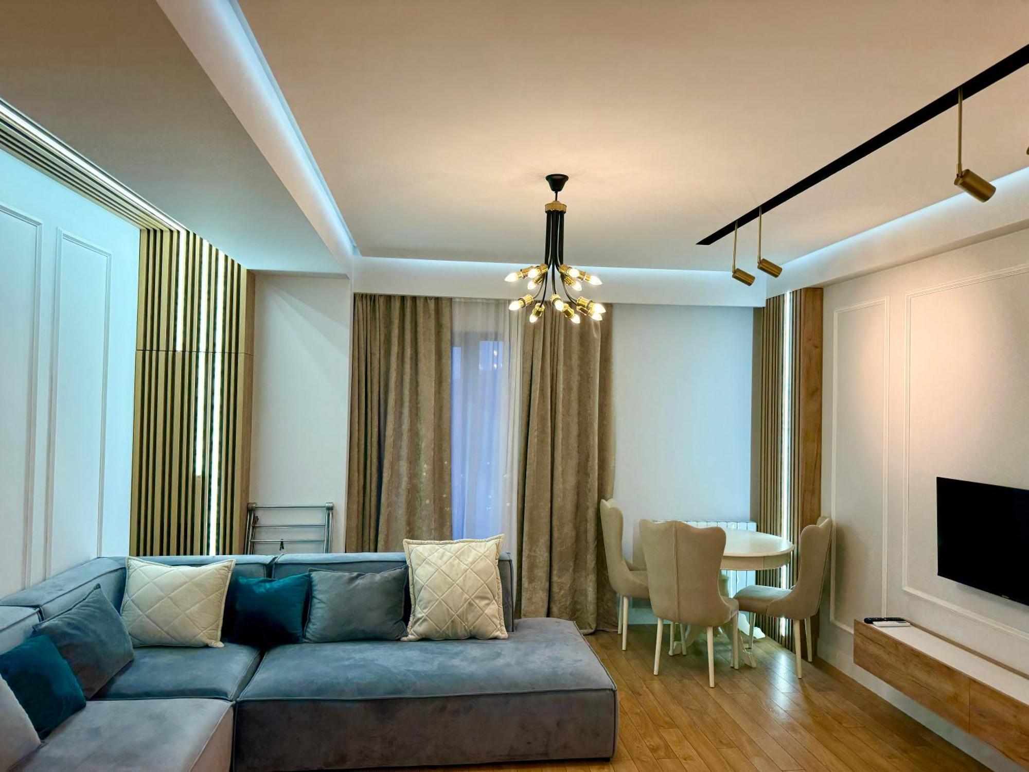 Tbilisi Hilton Apartment ภายนอก รูปภาพ