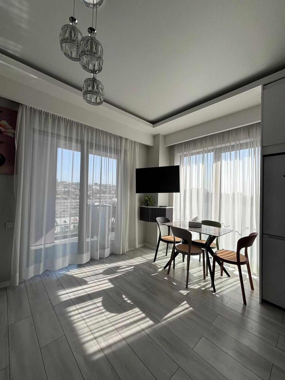Tbilisi Hilton Apartment ภายนอก รูปภาพ